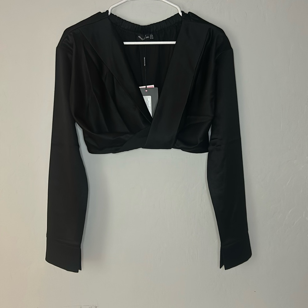 Black fancy cropped blouse